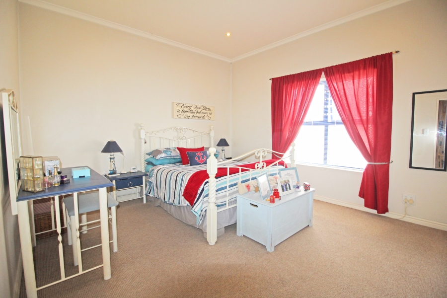 3 Bedroom Property for Sale in Blue Lagoon Western Cape